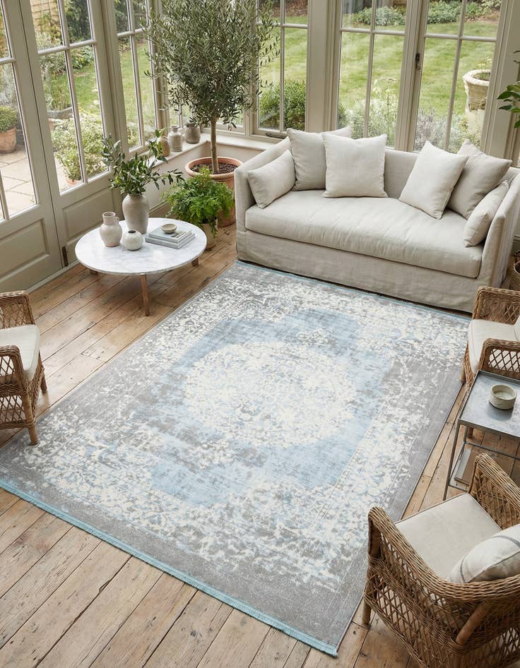 Detail image of 7' 9 x 10' Modern Classical Rug