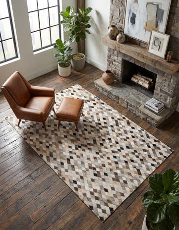 4' 8 x 6' 7 Cowhide Stocks Rug