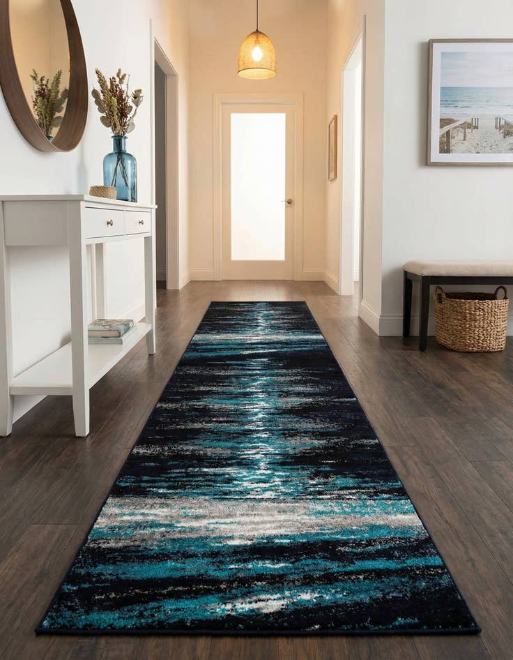 Detail image of 2' 7 x 10' Metropolis Runner Rug