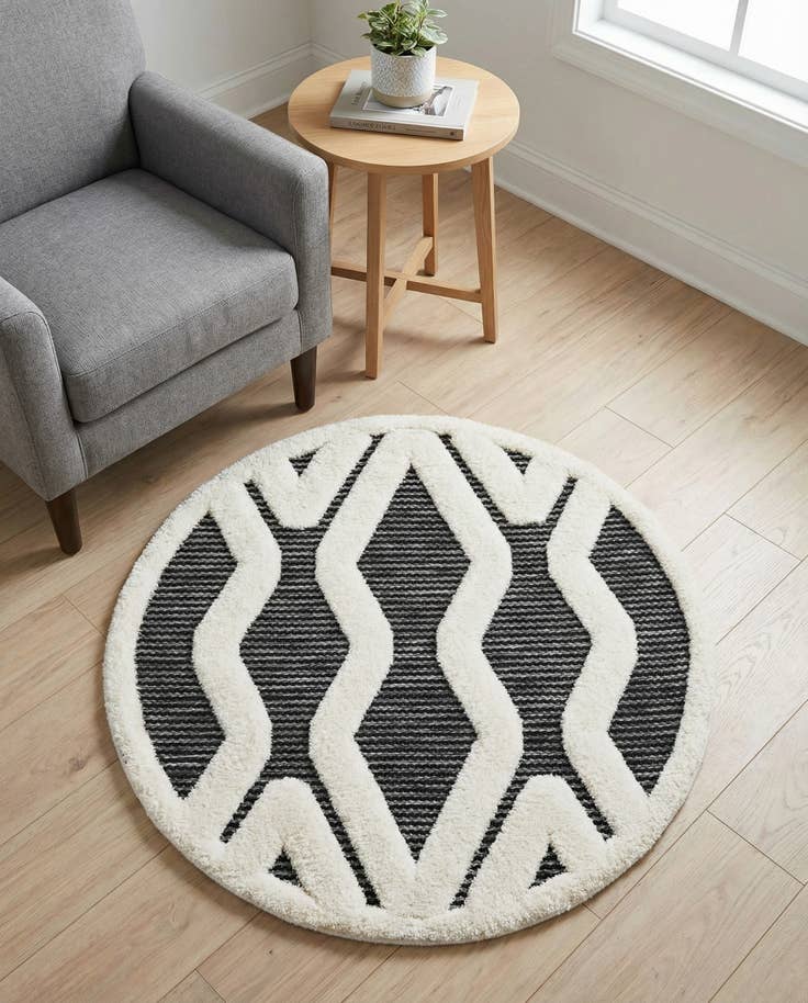 Detail image of 3' x 3' Prismatic Round Rug