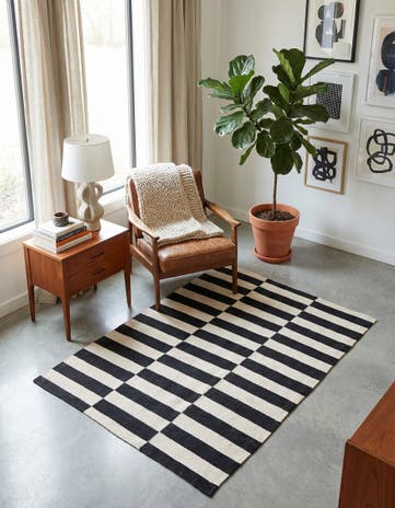 3' 4 x 4' 9 Hand Woven Kilim Modern Wool Rug