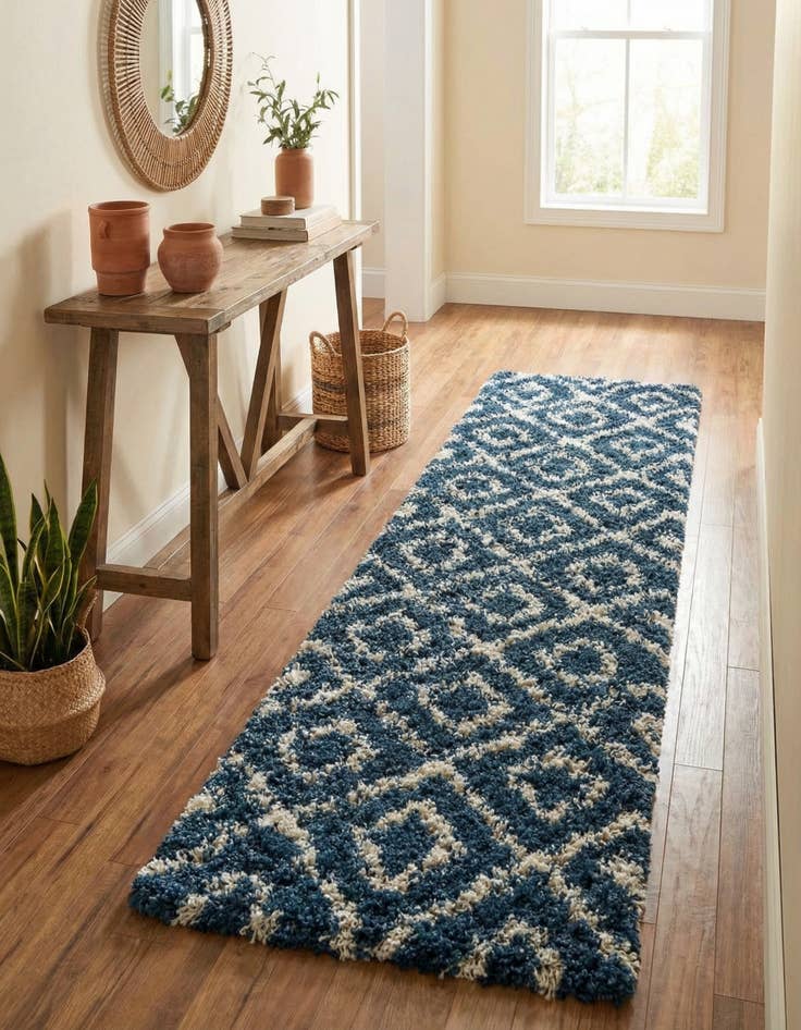 Detail image of 2' 7 x 12' Trellis Shag Runner Rug