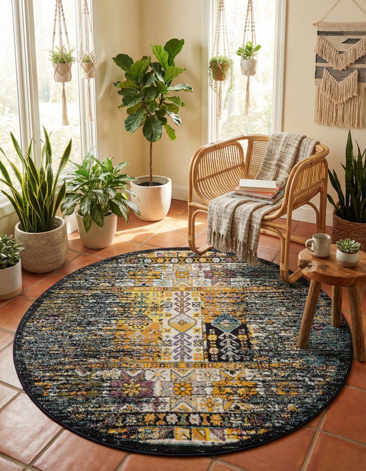 Detail image of 5' 3 x 5' 3 Carrington Round Rug