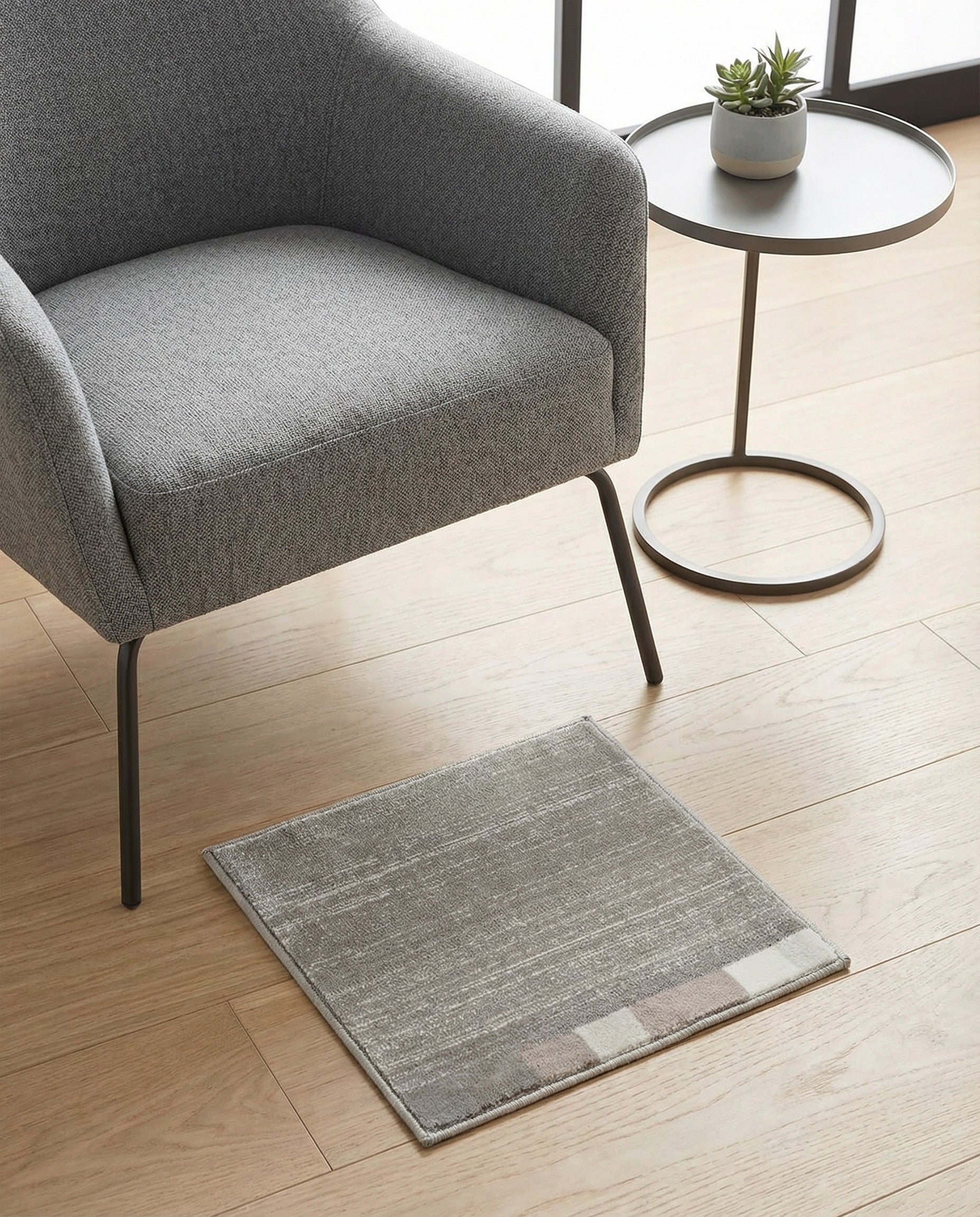 Jill Zarin 1' 8 x 1' 8 Uptown Madison Avenue Sample Rug