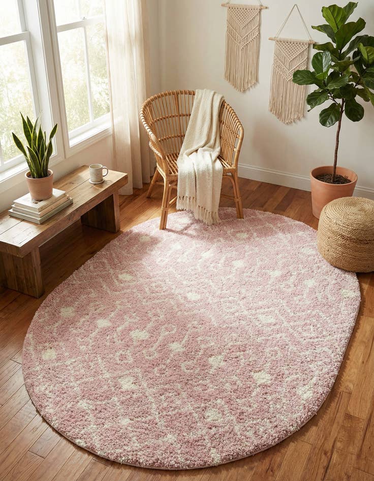 Detail image of 7' 10 x 10' Moroccan Trellis Shag Oval Rug