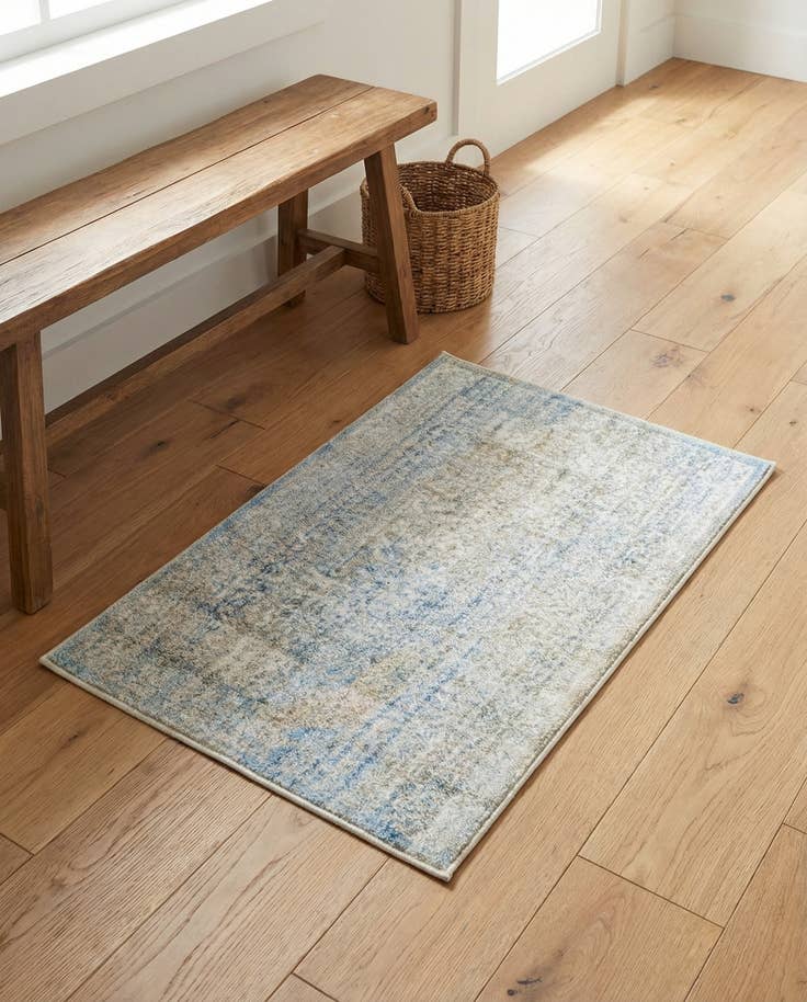 Detail image of 2' 2 x 3' Williamsburg Rug
