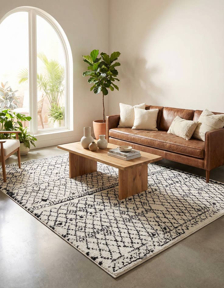 Detail image of 8' x 10' Morocco Rug