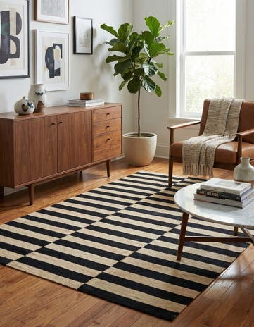 3' 11 x 5' 9 Hand Woven Kilim Modern Wool Rug