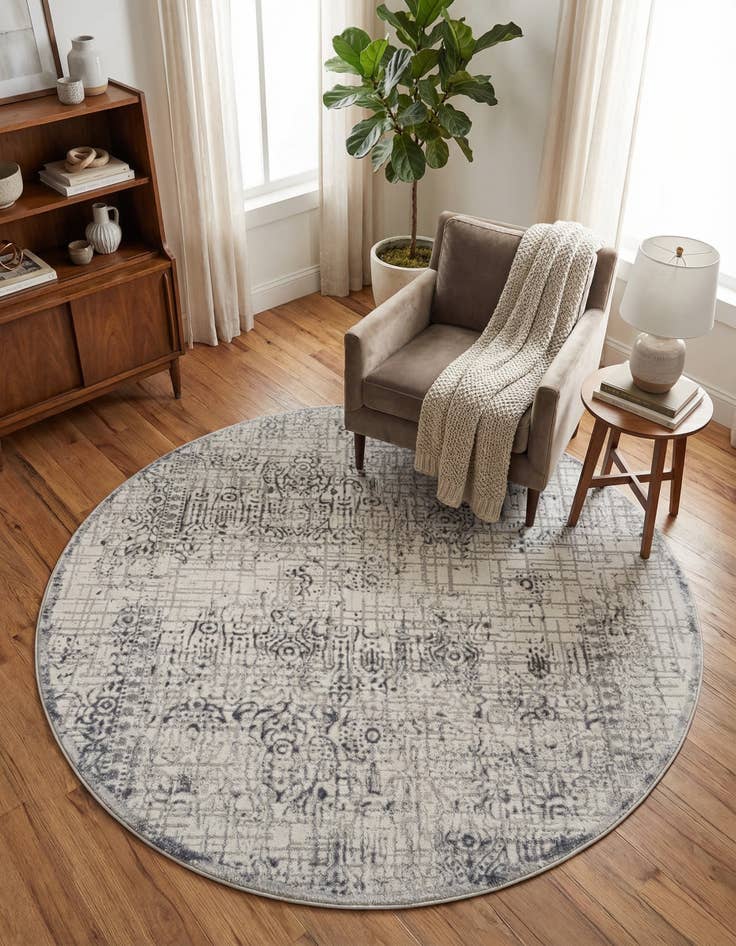 Detail image of 5' 3 x 5' 3 Chesterfield Round Rug