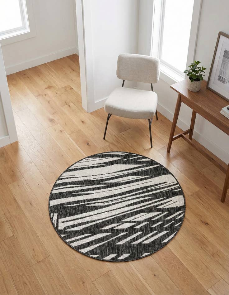 Detail image of 3' x 3' Easy-Clean Modern Indoor / Outdoor Round Rug