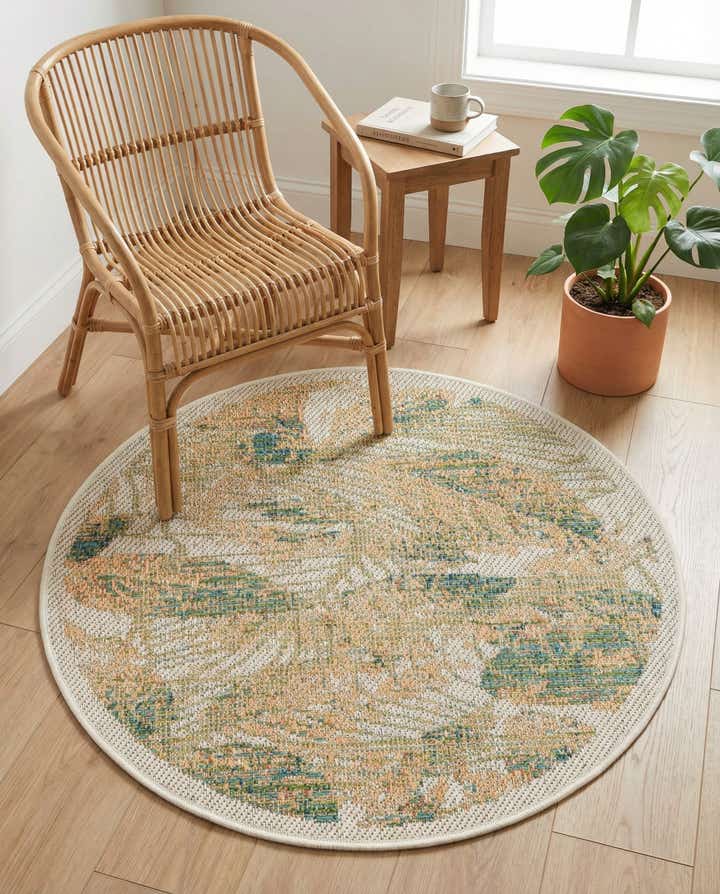 3' 3 x 3' 3 Easy-Clean Baja Indoor / Outdoor Round Rug