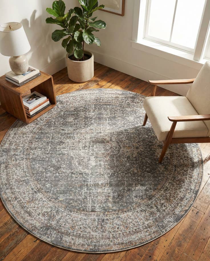 Detail image of 8' x 8' Santiago Round Rug