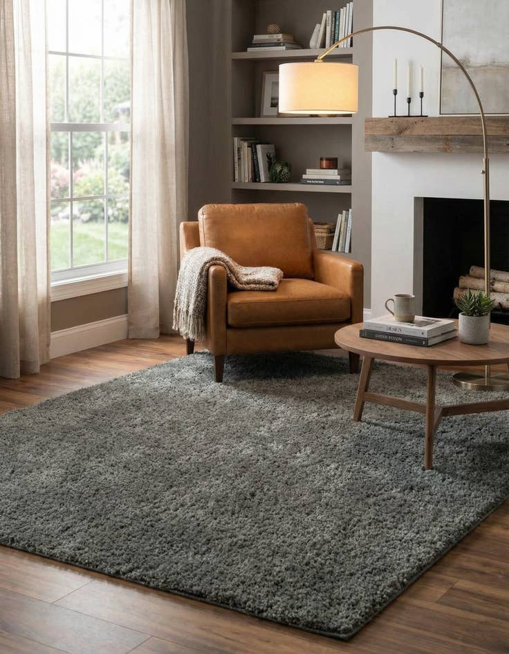 Detail image of 7' x 10' Soft Solid Shag Rug