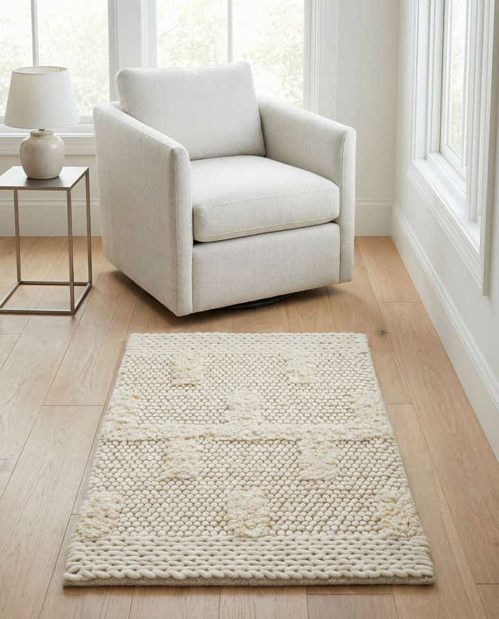 2' x 3' 1 Hand Woven Lana New Zealand Wool Rug