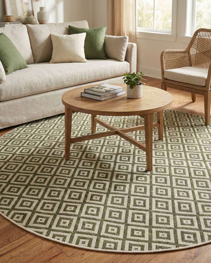 6' 7 x 6' 7 Easy-Clean Jill Zarin Costa Rica Indoor / Outdoor Round Rug