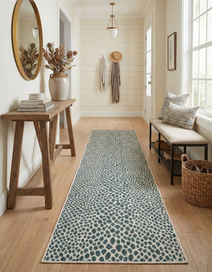 Detail image of 2' 7 x 12' Washable Jill Zarin Indoor / Outdoor Runner Rug