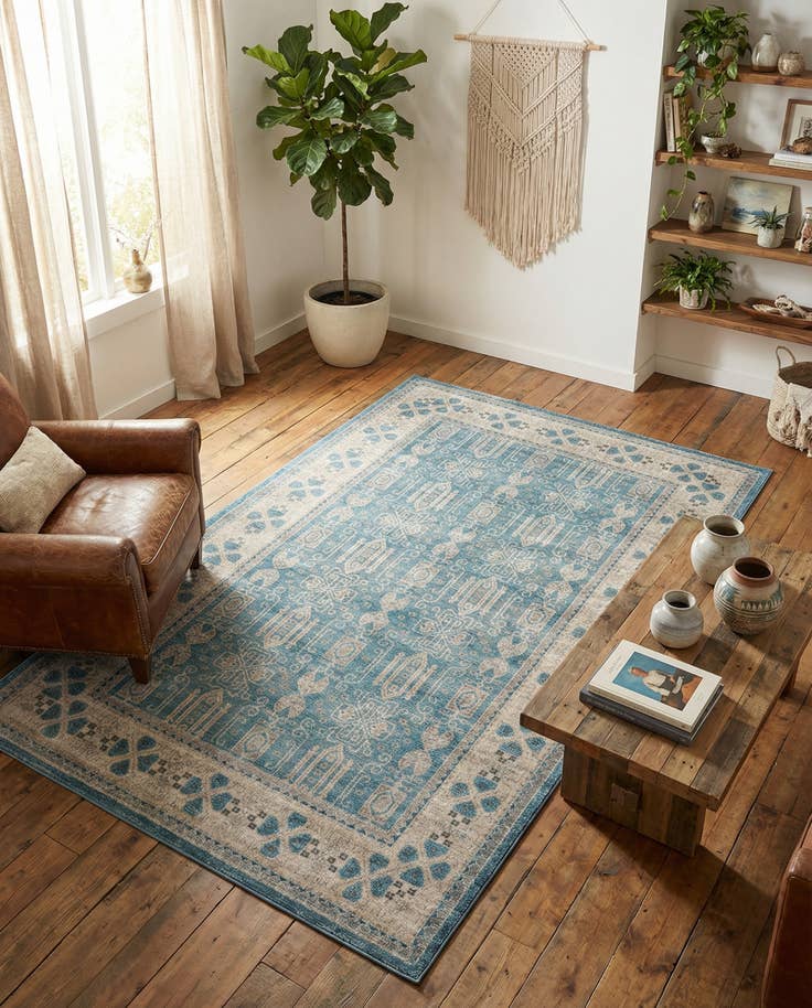 Detail image of 5' x 8' Viola Rug