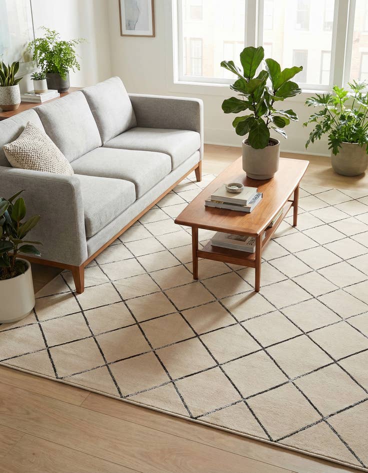 Detail image of 7' 10 x 10' Vogue Geo Rug