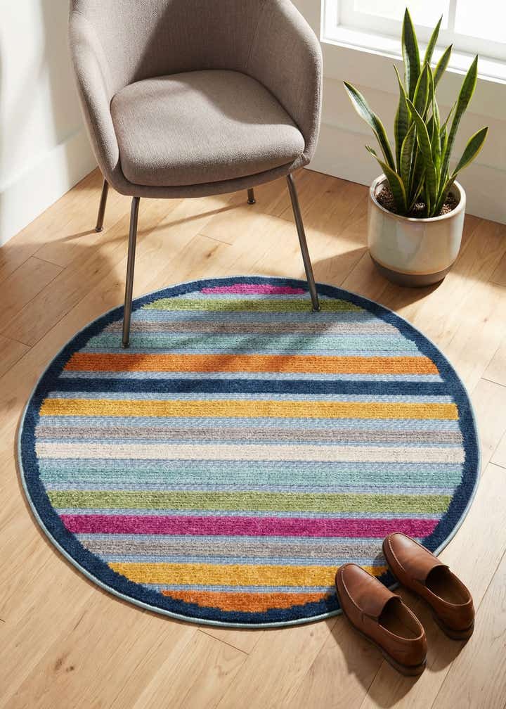 3' 3 x 3' 3 Easy-Clean Aruba Indoor / Outdoor Round Rug