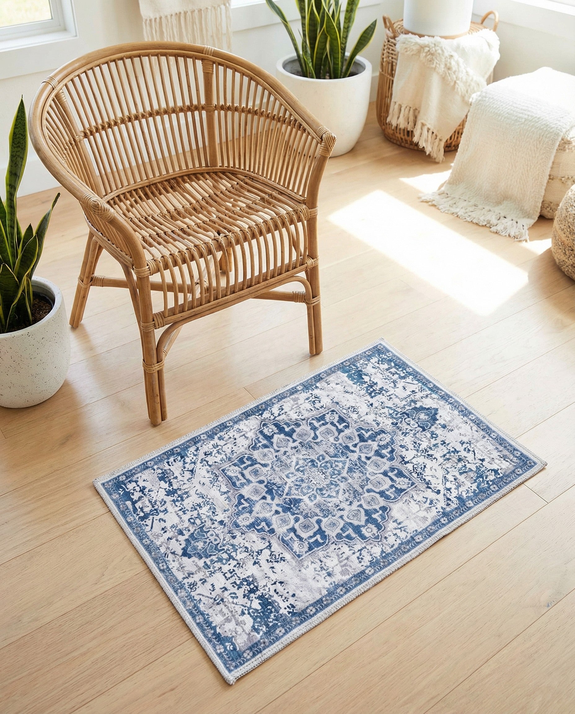 2' x 3' Washable Renaissance Rug