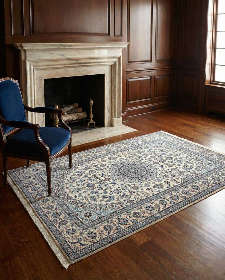 4' 2 x 6' 7 Nain Rug