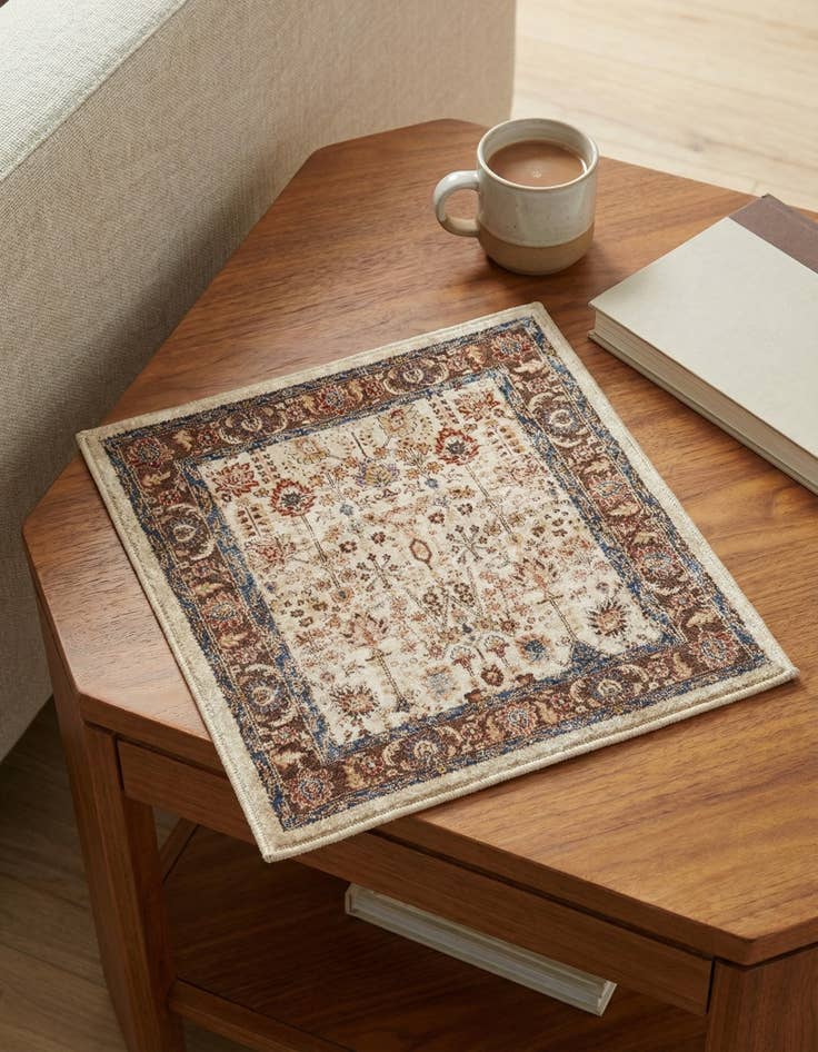 Detail image of 1' 4 x 1' 4 Eden Sample Rug