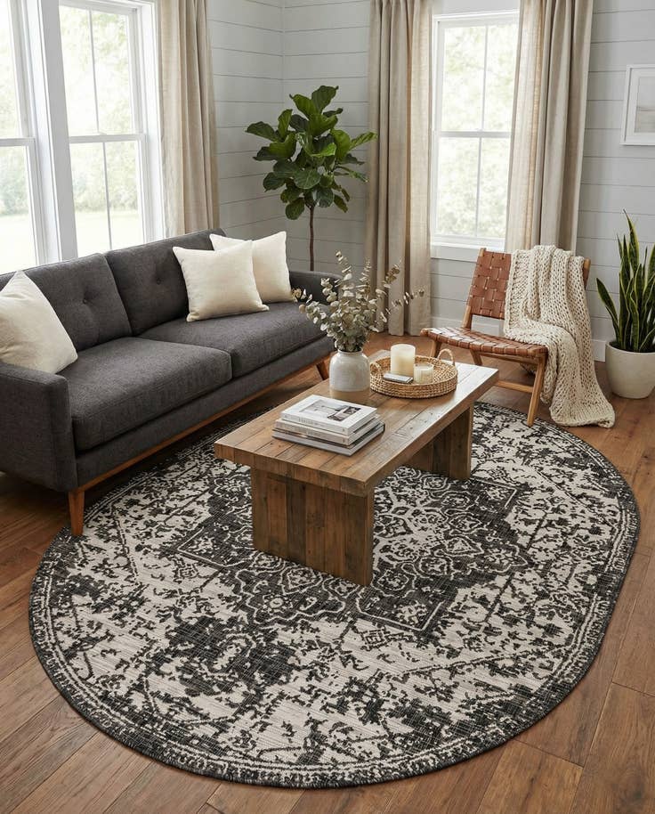 Detail image of 7' 10 x 10' Easy-Clean Jill Zarin Dubai Indoor / Outdoor Oval Rug