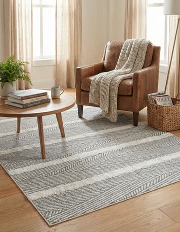4' 5 x 6' Sabrina Soto Casa Madrid Rug
