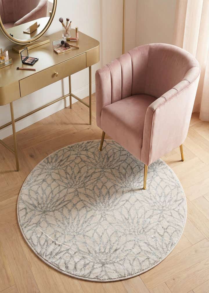 3' x 3' Marilyn Monroe™ Glam Dahlia Round Rug
