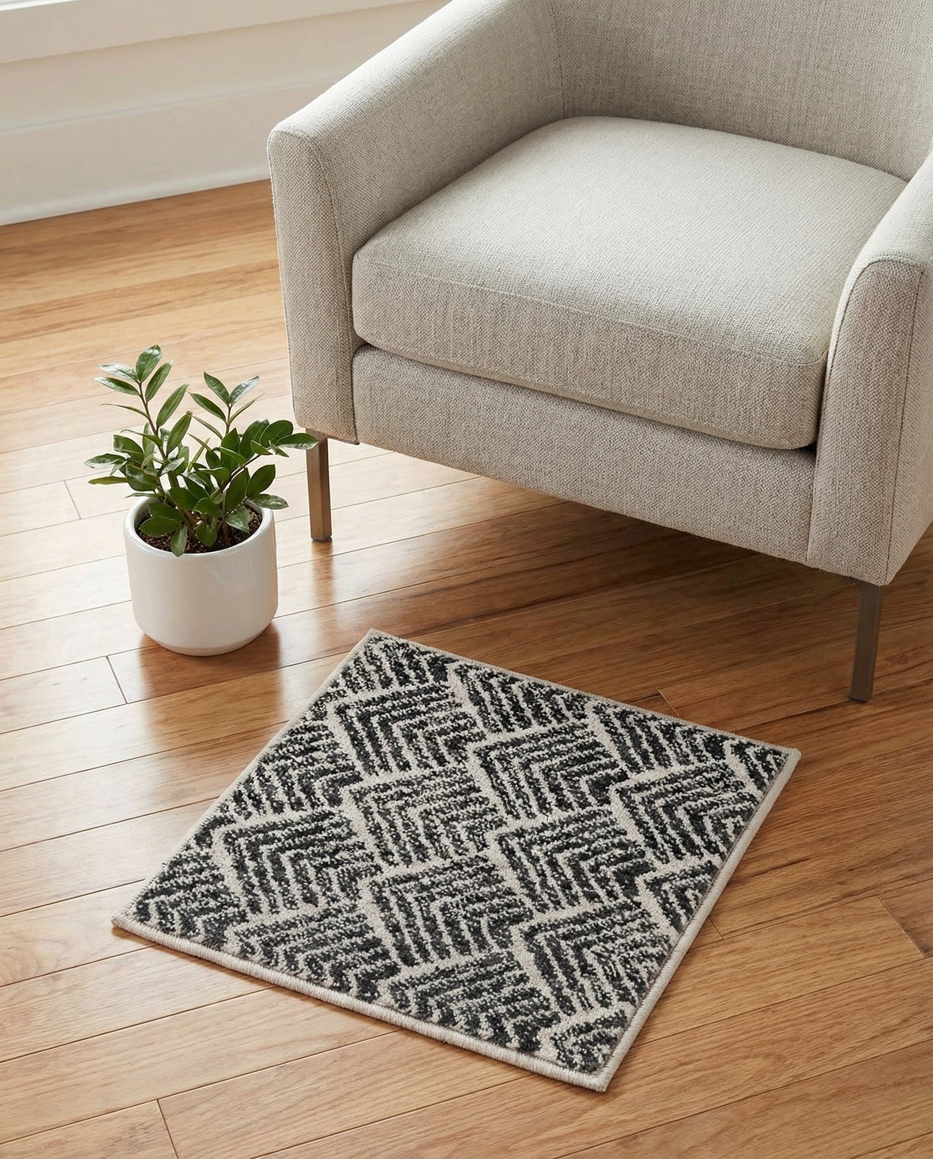 1' 4 x 1' 4 Eco Trellis Sample Rug