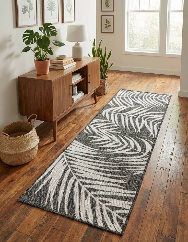 Detail image of 2' x 6' Washable Botanical Indoor / Outdoor Runner Rug