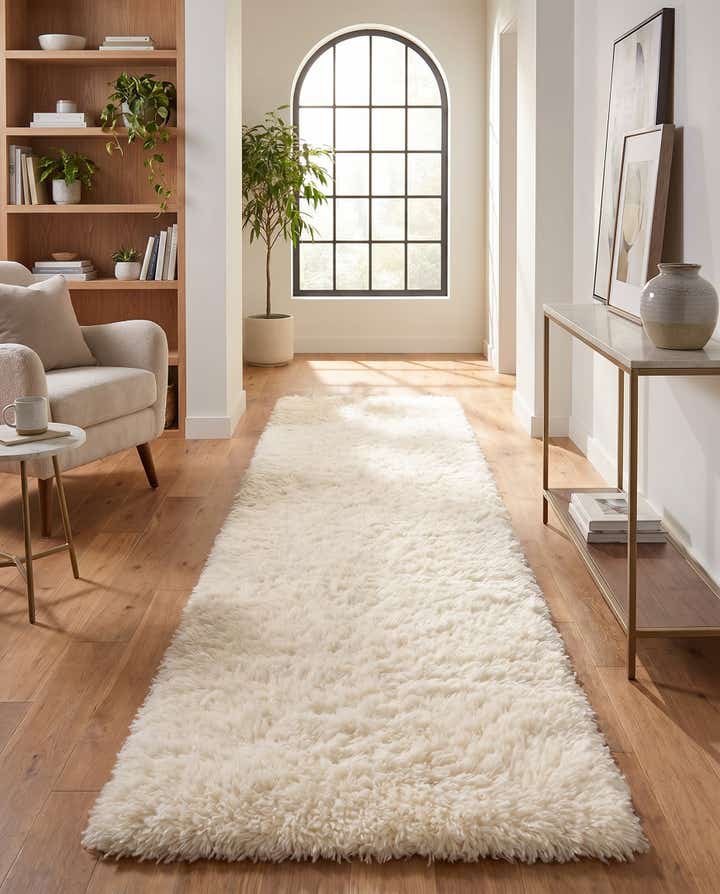 2' 7 x 12' Infinity Shag Runner Rug