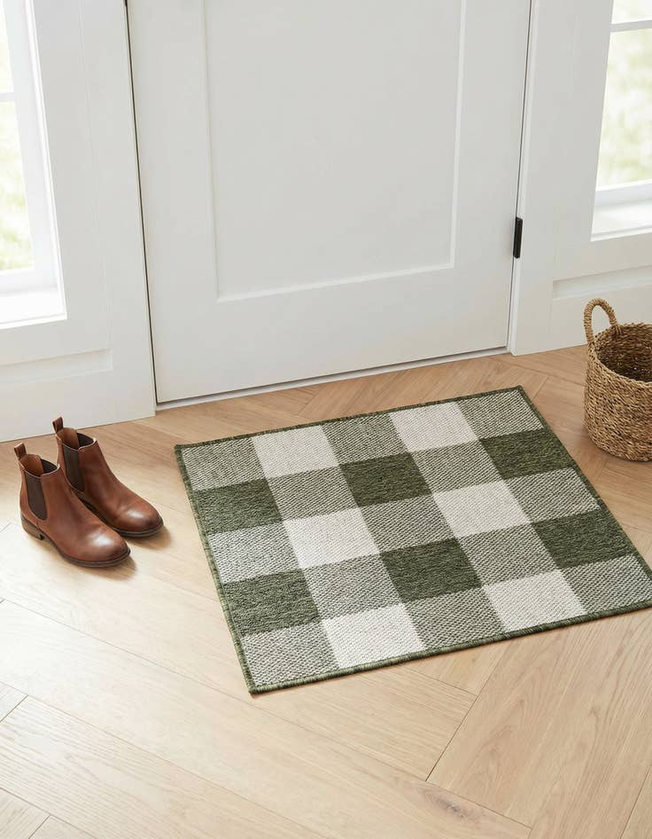 Detail image of 2' x 3'  Washable Checkered Indoor / Outdoor Rug