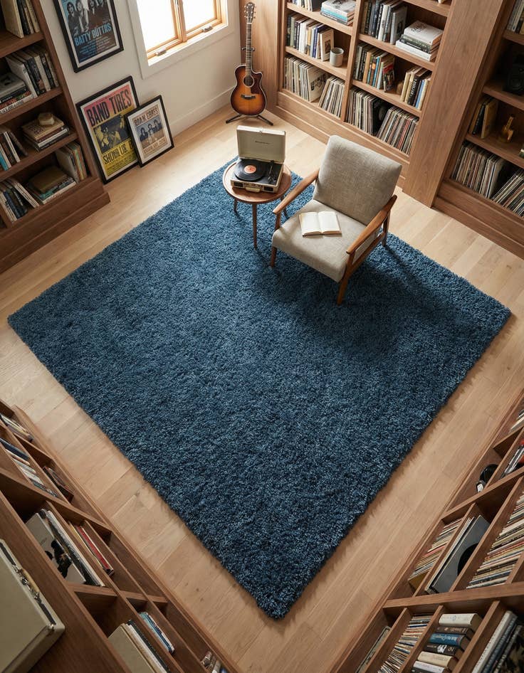 Detail image of 6' 10 x 6' 10 Zermatt Shag Square Rug