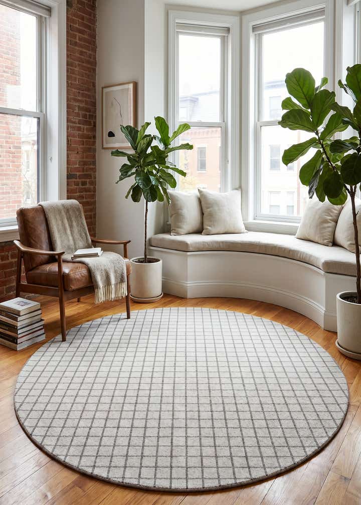 5' 1 x 5' 1 Heritage Line Wool Round Rug