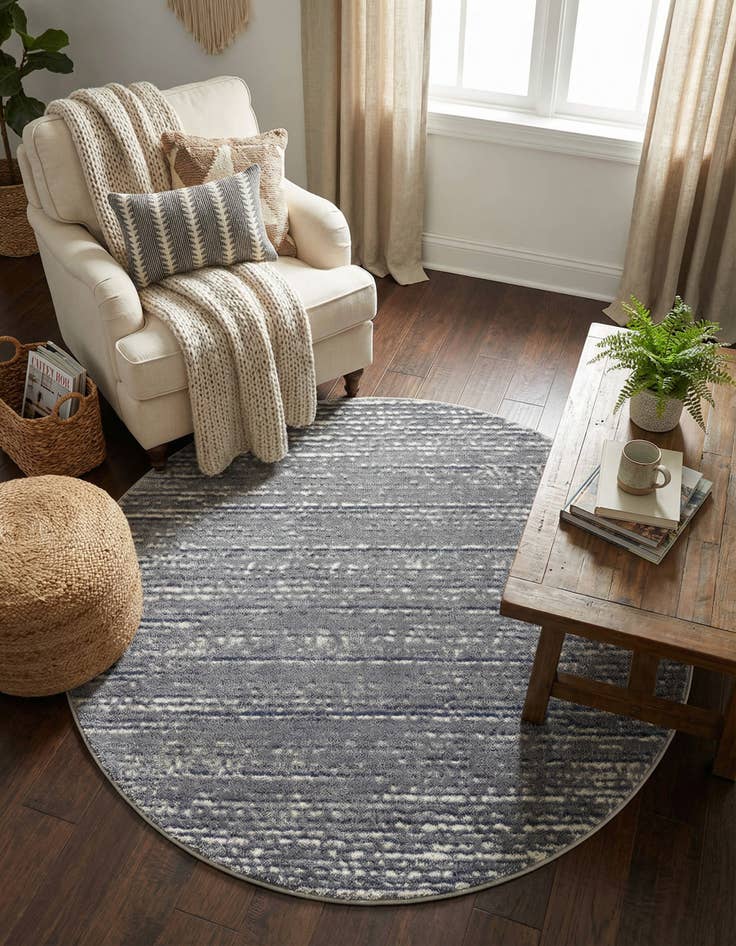 Detail image of 4' x 4' Oasis Round Rug