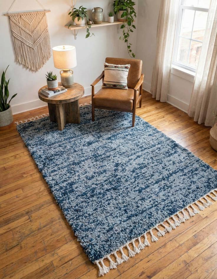 Detail image of 4' x 6' Lagom Shag Rug