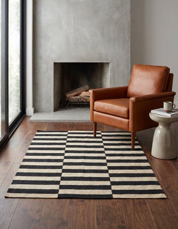 3' 5 x 4' 10 Hand Woven Kilim Modern Wool Rug