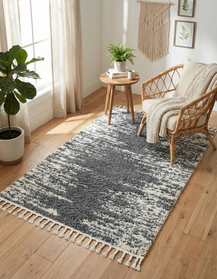 Detail image of 4' x 6' Serenity Shag Rug