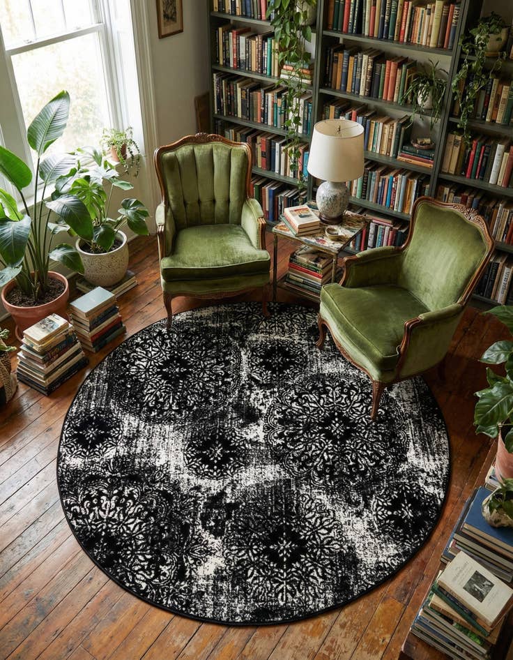 Detail image of 7' x 7' Monte Carlo Round Rug