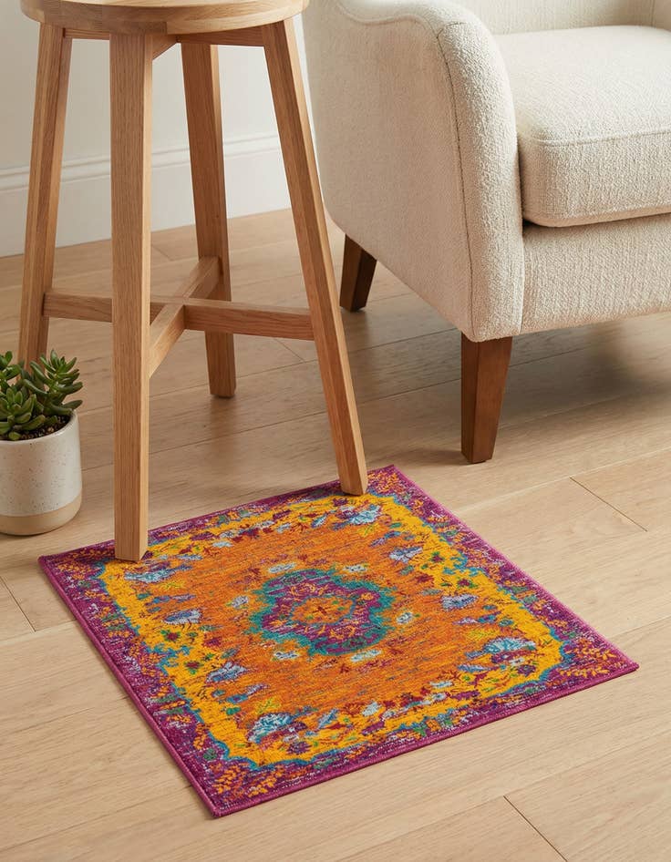 Detail image of 1' 4 x 1' 4 Calypso Sample Rug