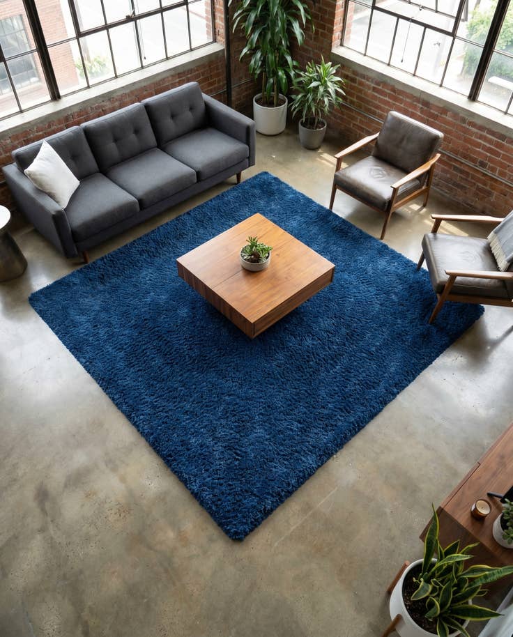 Detail image of 7' x 7' Zermatt Shag Square Rug