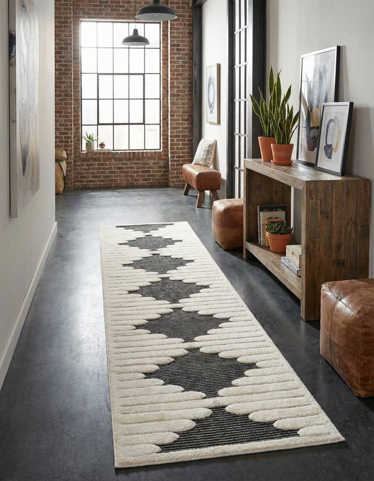 Detail image of 2' 7 x 12' Prismatic Runner Rug