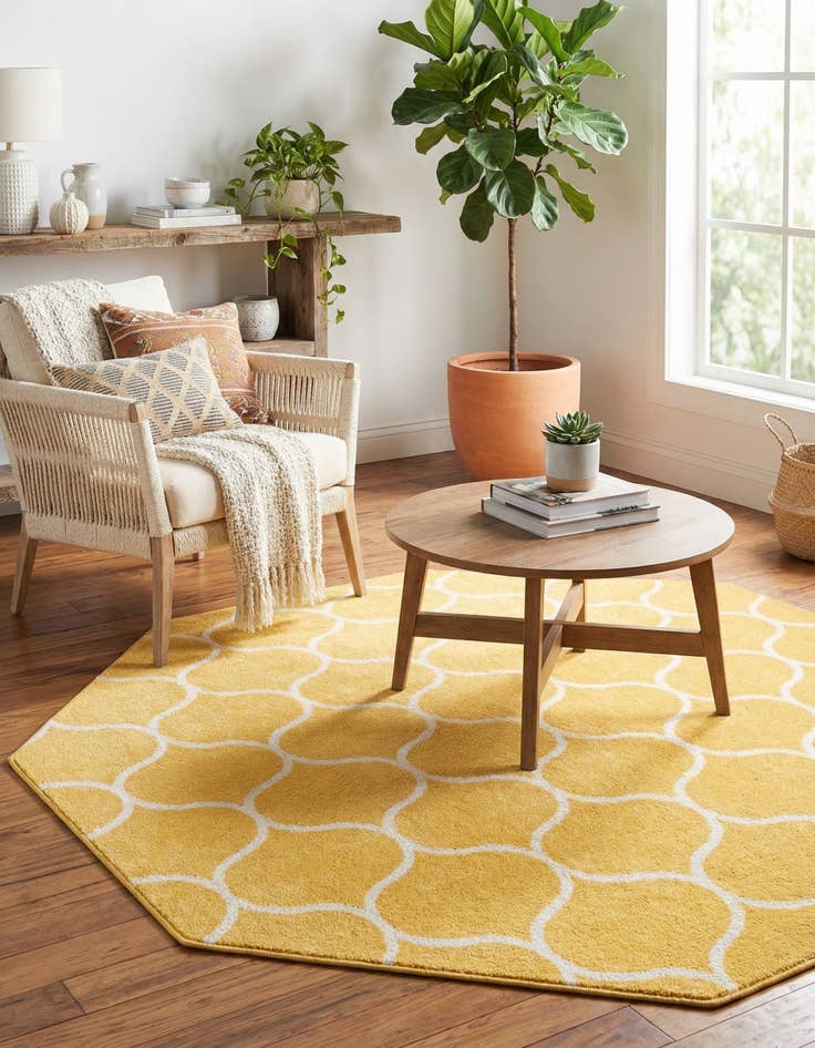 Detail image of 7' 10 x 7' 10 Lattice Frieze Octagon Rug