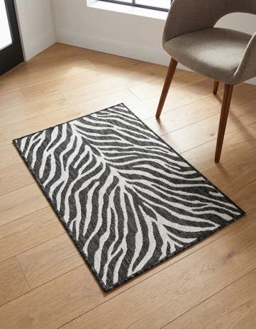 White Easy-Clean Safari Indoor / Outdoor Rug