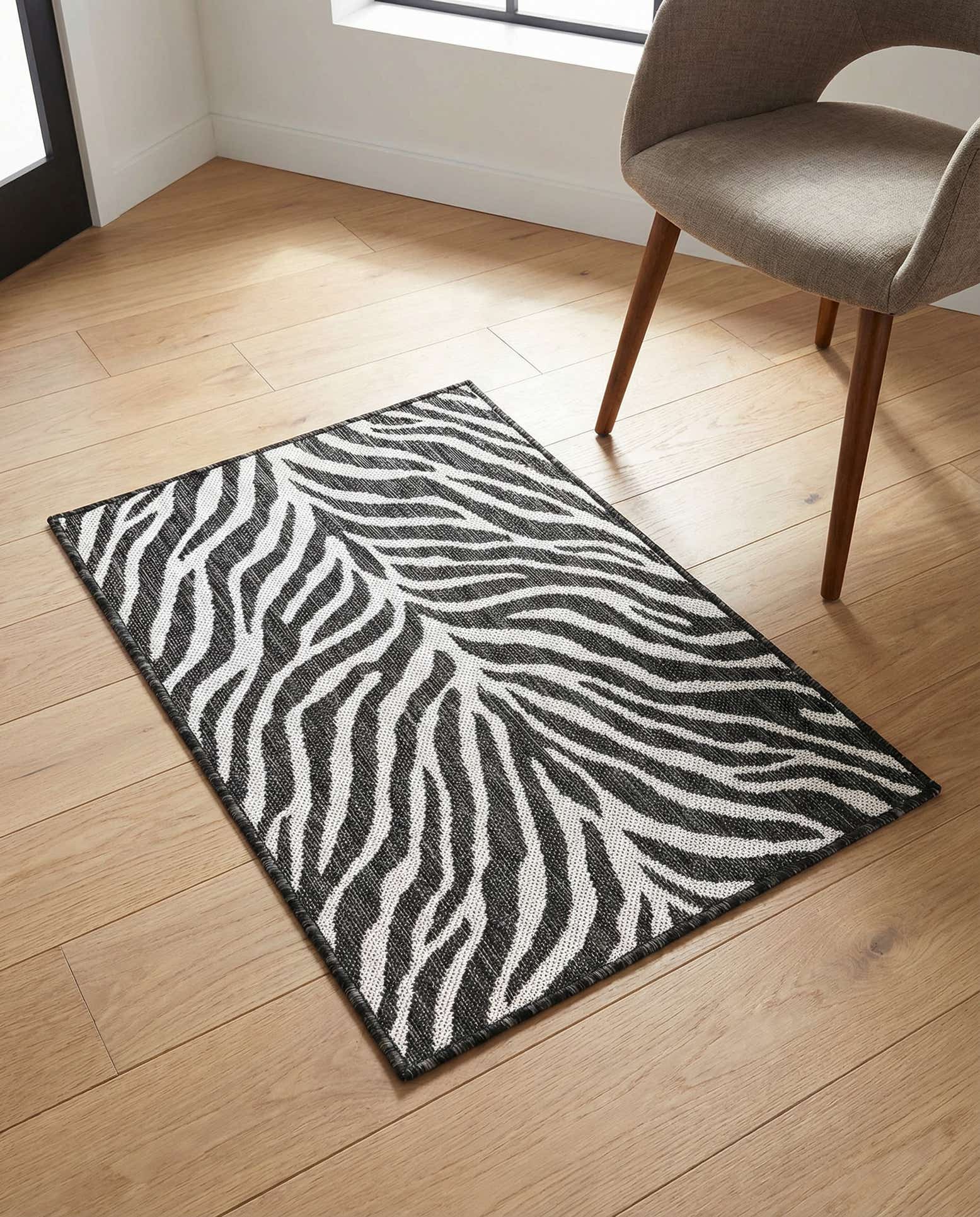 2' x 3' Easy-Clean Safari Indoor / Outdoor Rug