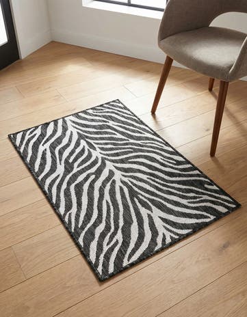 White Easy-Clean Safari Indoor / Outdoor Rug