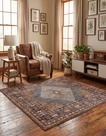 5' x 5' Grand Tradition Rug
