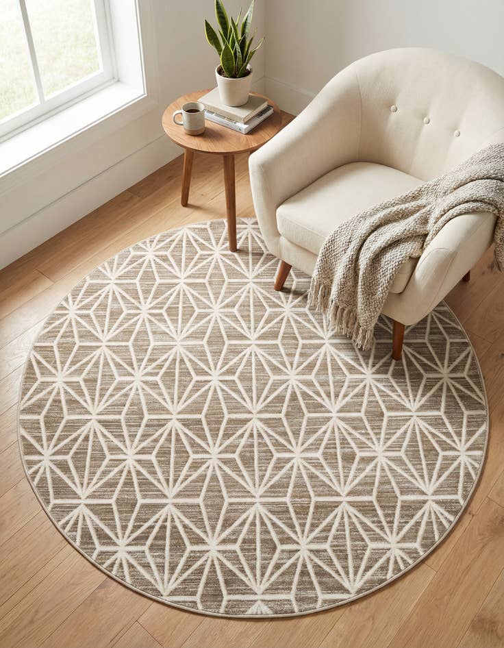 Detail image of 5' 3 x 5' 3 Uptown Fifth Avenue Round Rug