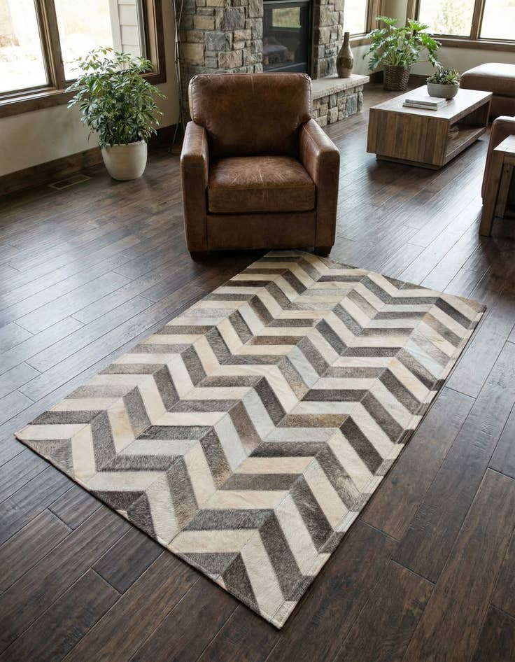 Detail image of 3' 2 x 5' 1 Cowhide - Patchwork Rug